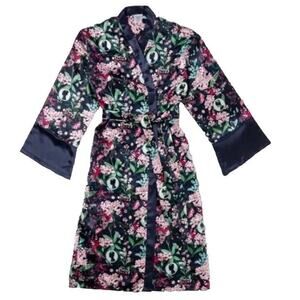 Target Women's Netflix Bridgerton Satin Robe Size XS/S